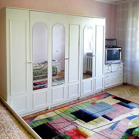 Однокомнатная Квартира На Улице Попудренко Kiev Exteriör bild